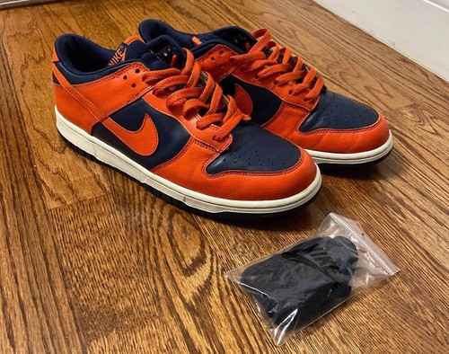 navy and orange dunks