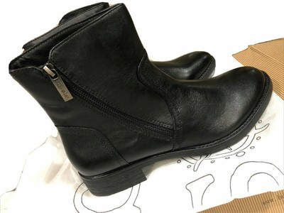 women's shoe 8.5 in european