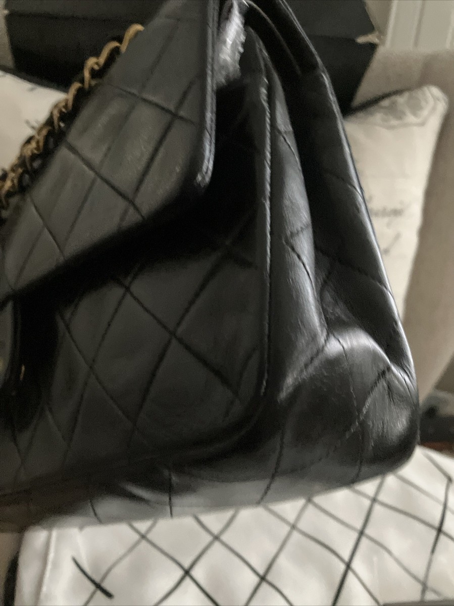 AUTHENTIC CHANEL Vintage 90's Medium Classic Double Flap Bag MUST