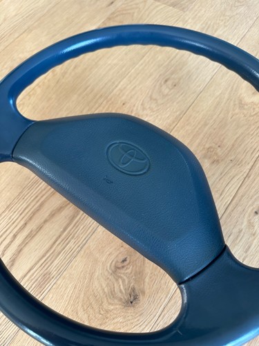 1993 Toyota Pickup Steering Wheel - Picture 2 of 5