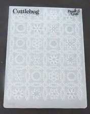 Cuttlebug Provo Craft 5.3/4 x 4.1/4 inch Embossing Folder Array of 24 Stars