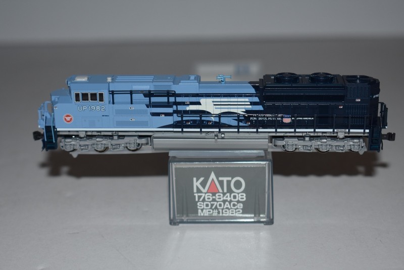N Scale KATO 176-8408 Missouri Pacific SD70ACe Diesel Locomotive 1982 C57974