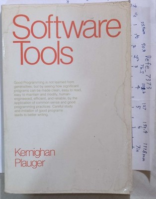 Software Tools Brian W. Kernighan and P. J. Plauger - Paperback