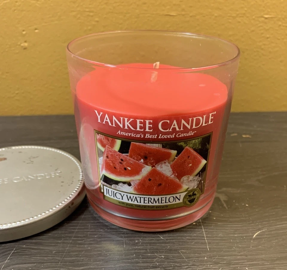 Yankee Candle Juicy Watermelon Tumbler Single Wick 7oz *Rare Label* - Image 4 of 4