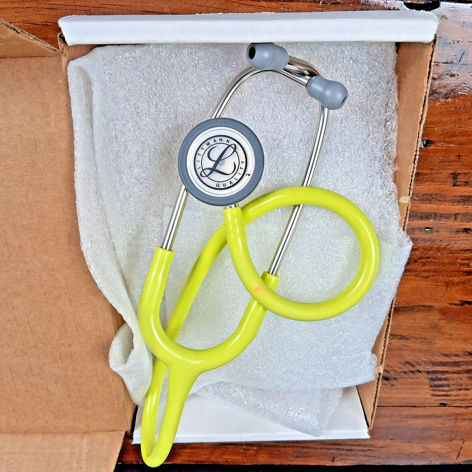3M Littmann Classic III Monitoring Stethoscope Lemon Lime Verified Waranty