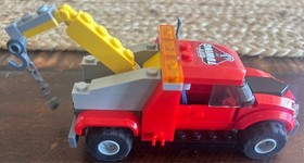 LEGO City 60137 Tow Truck Trouble Police Set INCOMPLETE. Please see pictures.