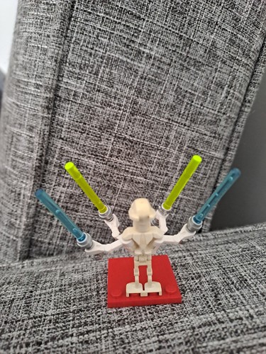 Lego Star Wars General Grievous 7656 Minifigure - Picture 2 of 2