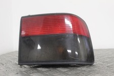 Feu arrière Renault R21