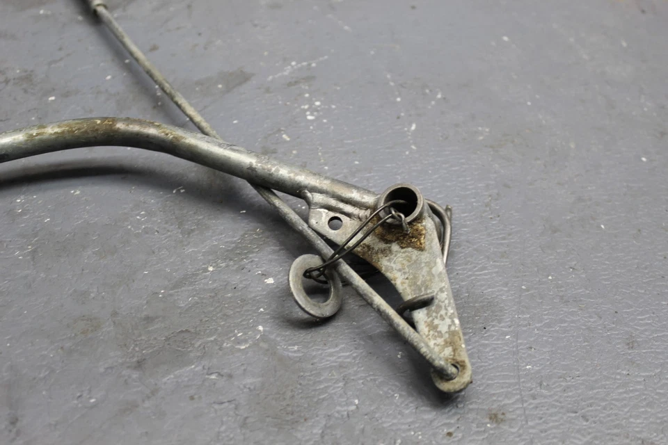 Yamaha JT1 1971 OEM juego trasero derecho pedal de freno Foto 4 de 4