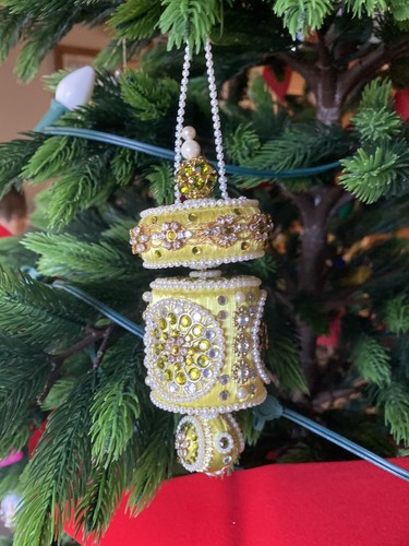 June Zimonick Light Green Brilliant 3 Tier Ornament Crystals Metal Accent - Picture 11 of 12