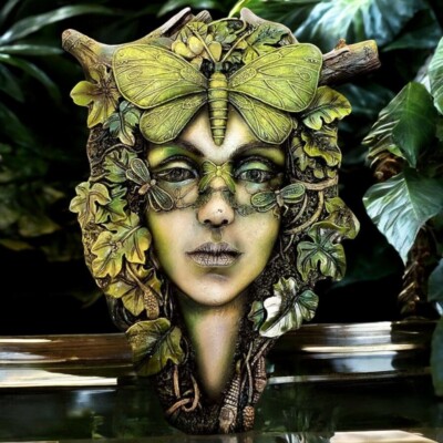 SC Gifts Green Lady Garden Wall Plaque - Greenman Fantasy Sculpture, 20cm, Wood Effect Resin