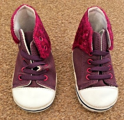baby girl converse size 3