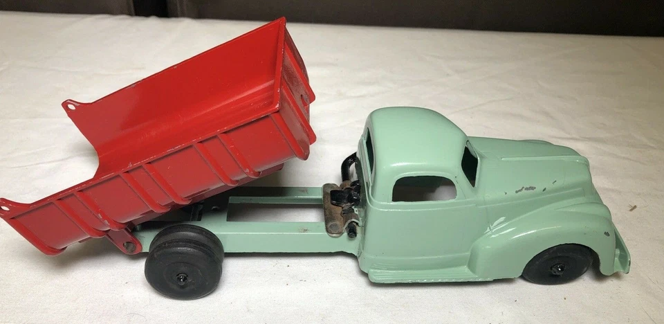 Hubley Dump Truck No. 476 - Image 4 of 4