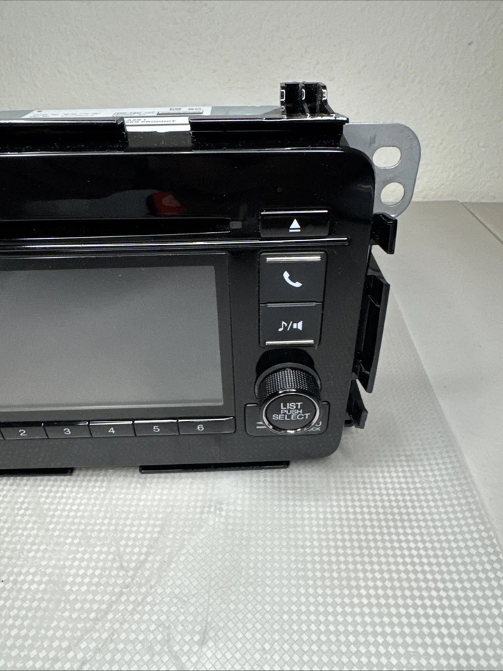 🥇 Receptor de radio de fábrica reproductor de CD Honda HR-V LX 2016 2017 2018 con pantalla OEM Foto 3 de 4