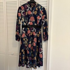Boohoo Women’s Navy Floral Long Sleeve Midi Dress
