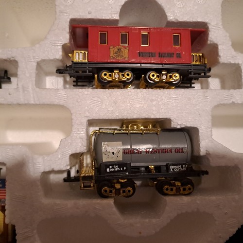 Western Express Treno A Batterie Funzionante 1988 Con Scatola Raro - Foto 14 di 21