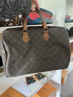 Louis Vuitton Speedy