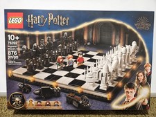 LEGO Harry Potter: Hogwarts Wizard's Chess (76392)