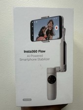 Insta360 Flow Gimbal Stabilizer for Smartphone, AI-Powered Gimbal, 3-Axis