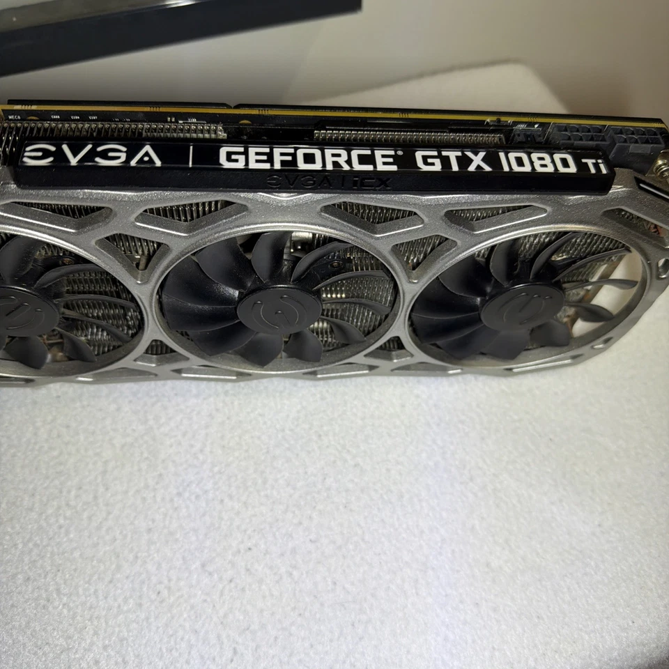 EVGA GEFORCE GTX 1080 TI 11GB GDDR5X GRAPHICS CARD 11G-P4-6694-KR - Image 2 of 4
