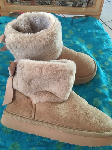$55 H\u0026M Niña de Invierno Botas Peludas color beige con arco, tamaño 10-11 |  eBay