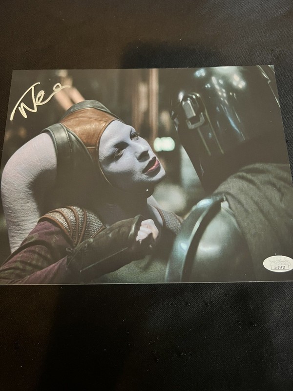 Natalia Tena Signed 8x10 Photo The Mandalorian Autographed JSA COA