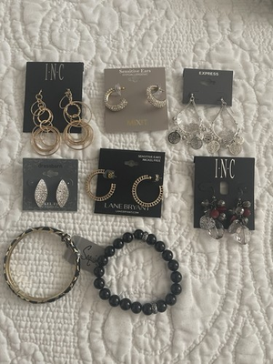 #ad Express INC Lot Of Women’s Fashion Jewlery Nwt $45.00