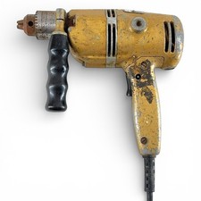 VINTAGE BLACK & DECKER D900 1/2IN 13MM 240V 260W CORDED METAL DRILL (UNTESTED)