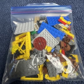 LEGO Dino 5883 Tower Takedown 100% Complete Good Shape