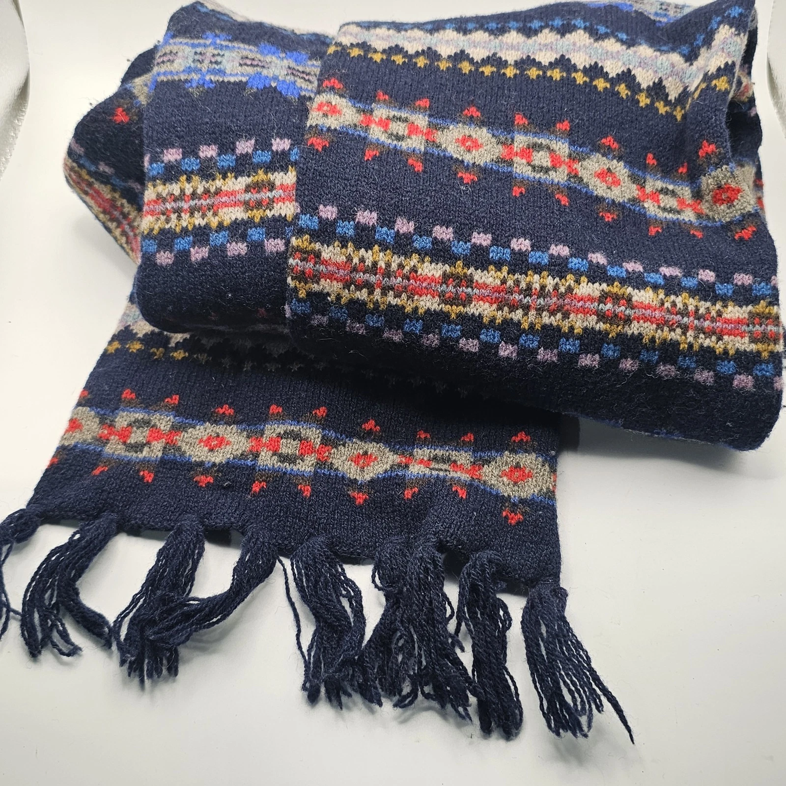 J CREW 100% Lambs Wool Knit Scarf Nordic Fair Isle Fringe Winter Ski Casual
Opens in a new window or