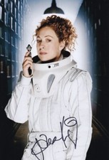 ALEX KINGSTON signed Autogramm 20x30cm DOCTOR WHO in Person autograph COA