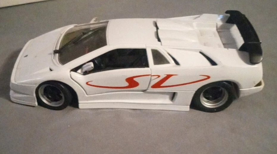Coche diecast Maisto 1996 Lamborghini Diablo SV edición especial escala 1:18 Foto 2 de 4