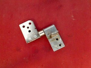 TFT LCD Display Scharnier Links (L) Fujitsu Amilo A1630 (3)
