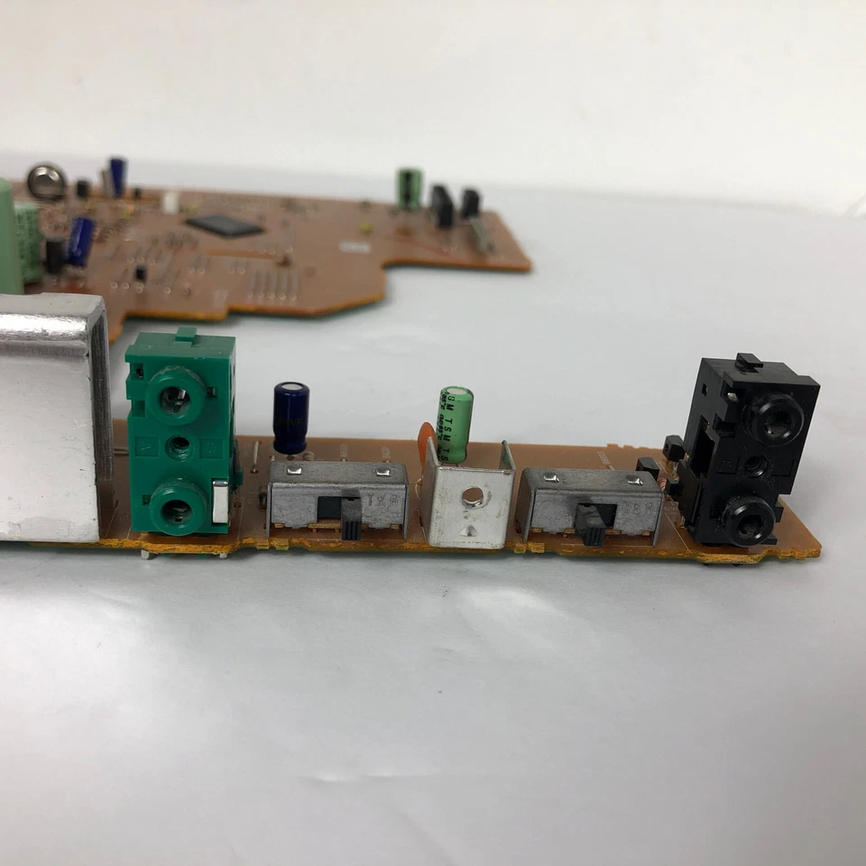 JVC XU-301 BK MD-CD Motherboard Only - Image 2 of 4