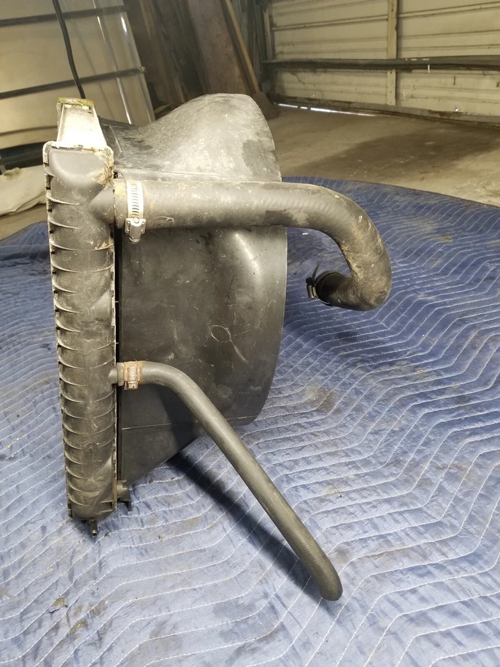 Крышка вентилятора радиатора и охлаждения Volvo 240 244 245 463303 2,3 л Redblock от оригинального производителя No2658E - Изображение 4 из 4