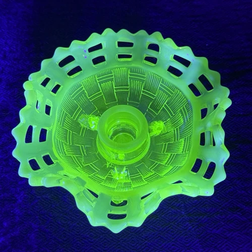 Vintage FENTON URANIUM Opalescent Green Basketweave Glass Footed Candle Holder