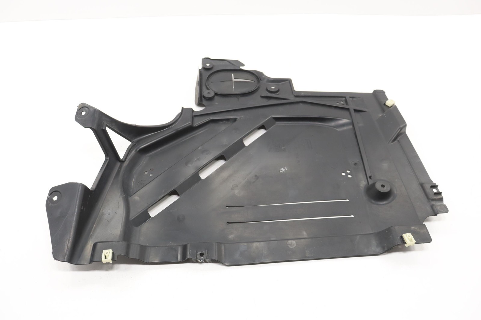 2018 - 2023 BMW X2 F39 REAR LEFT FUEL TANK SPLASH SHIELD GUARD OEM 51757354759
