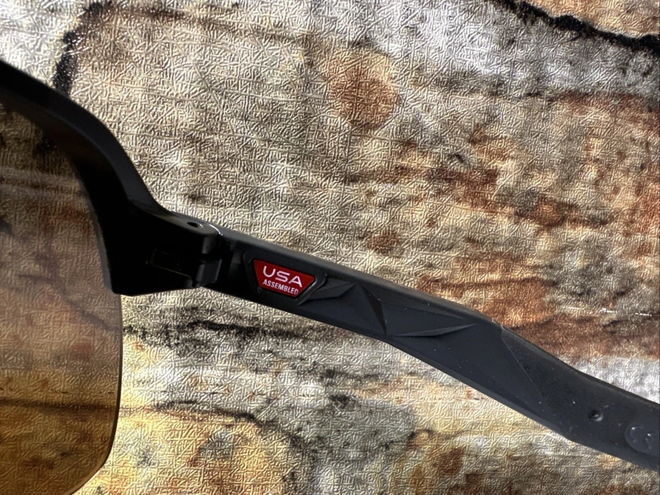 Oakley Sutro Lite OO9463-1339 Sunglasses Matte Black Prizm 24K Gold - Image 3 of 4