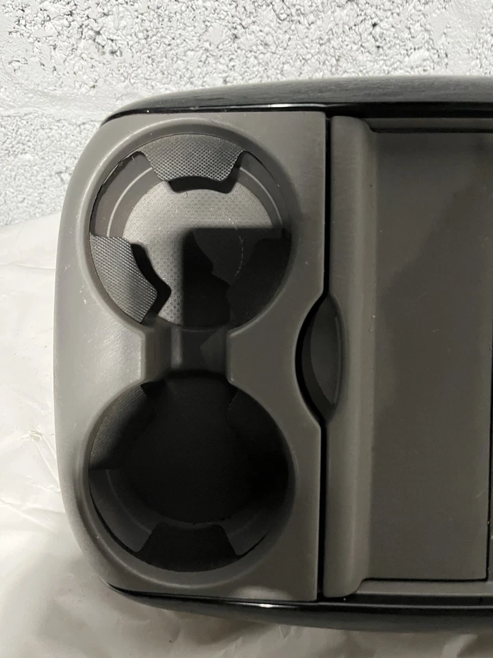 2004-2010 TOYOTA SIENNA СЕРЫЙ СКЛАДНОЙ ПОДСТАКАННИК ЛОТОК OEM (ДОВОЛЬНО ЧИСТЫЙ) - Изображение 3 из 4