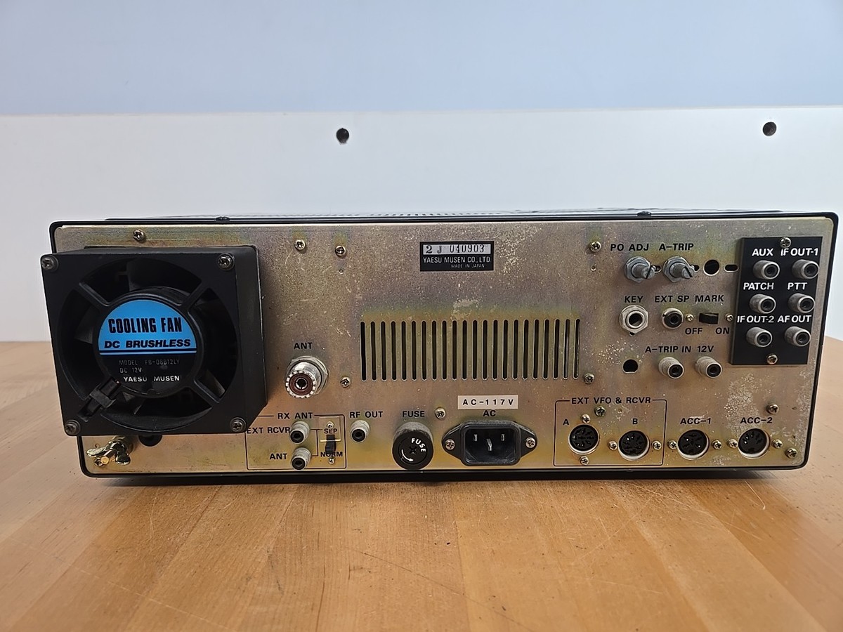 New Rare Vintage YAESU FT-102 HF All Mode Transceiver Tube Final