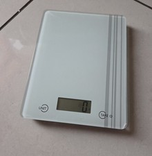 Small Light Grey Touch Screen Electronic Glass Kitchen Scale 14x18cm