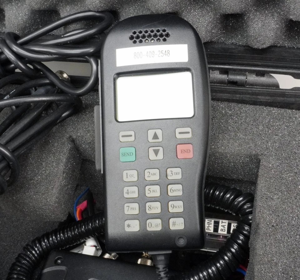 Hughes MSAT G2 Mobile Satellite Radio SKY based DT-220 handset in Pelican case - Image 2 of 4