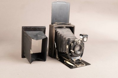 Hüttig / ICA Plattenkamera   MEYER-GÖRLITZ TRIOPLAN 4,5 / 135mm   IBSO   RAR