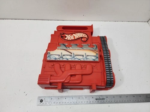 Vintage Hot Wheels Engine 18 Car Red Carry Case Vintage Toy Storage 1983