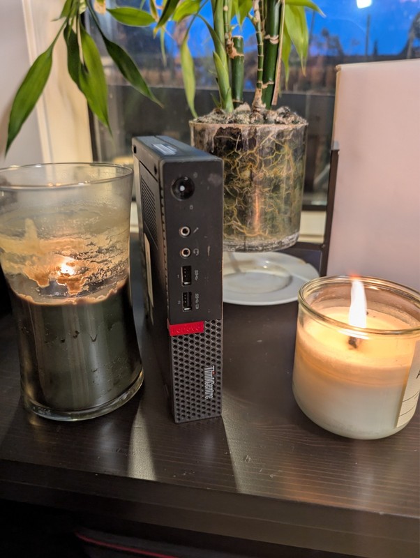 Lenovo Tiny m910q Home Server | i5 6500T vPro, 8gb ram, 2tb storage, power cord