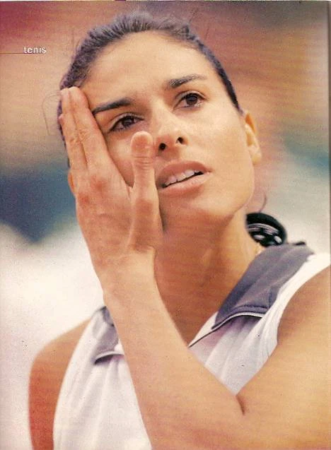 TENNIS GABRIELA SABATINI LEFT & ANNA KOURNIKOVA MAG - Image 2 of 4