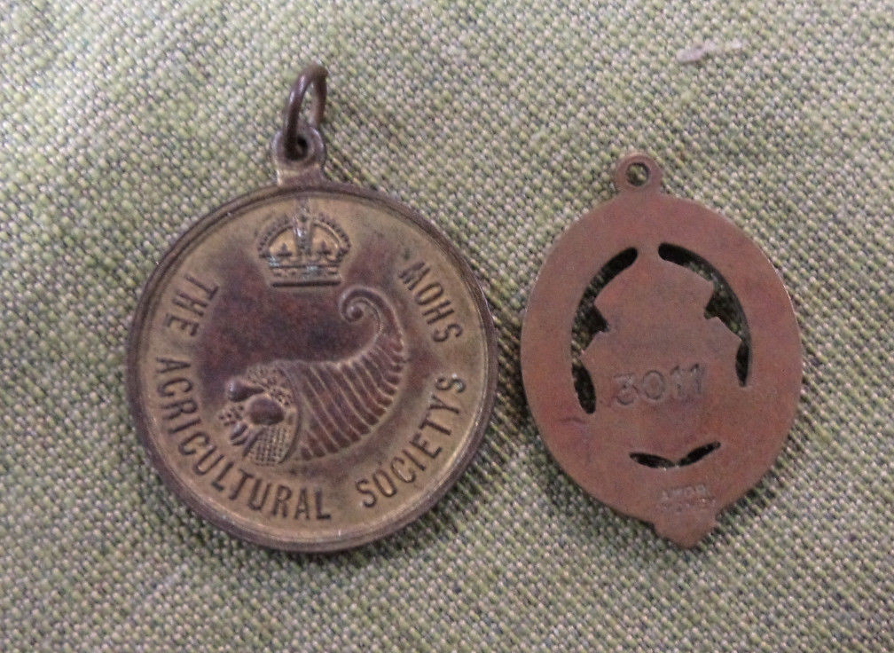 Picture 2 of 2