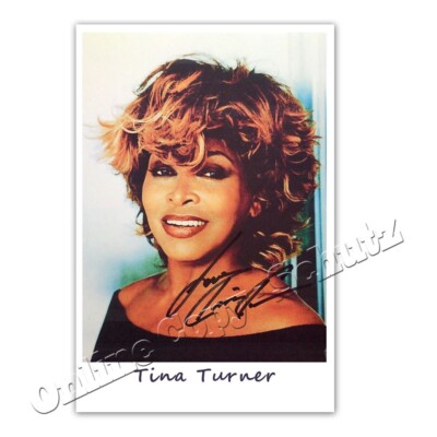 Tina Turner (   24.05.2023 ) - Queen Of ROCK - Autogrammfotokarte [AK2]