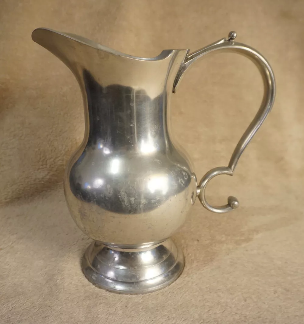 Les Etains du Manoir Pewter Pitcher Titre Legal Paris France