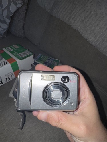 Fujifilm FinePix A Series A350 5.2MP Digital Camera - Silver - Picture 1 of 8